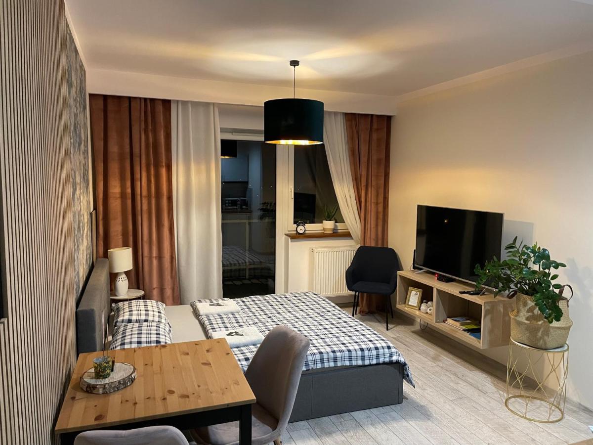 Apartament Royal Chelmonskiego Сьрем Экстерьер фото